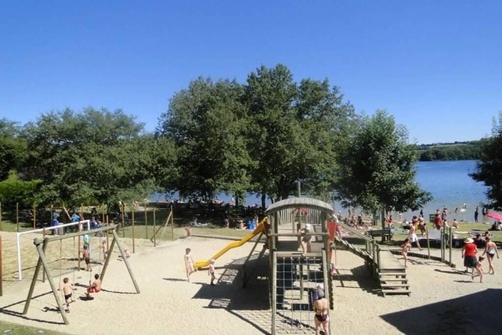 T 2 Dans Village Vacances 3 *** A Saint Geniez 2 Piscines Chauffee Pierrefiche  外观 照片